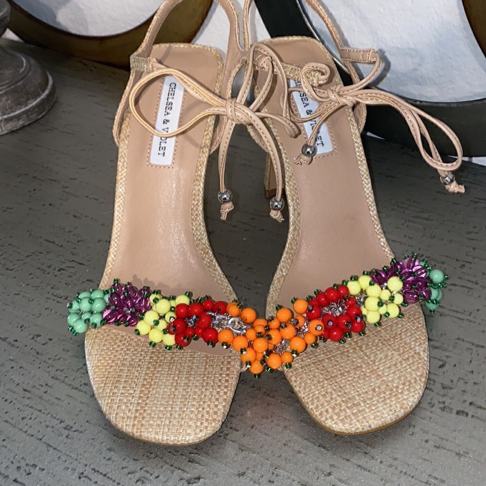 New Chelsea & Violet Tristy Beaded Sandals - Picture 3 of 10